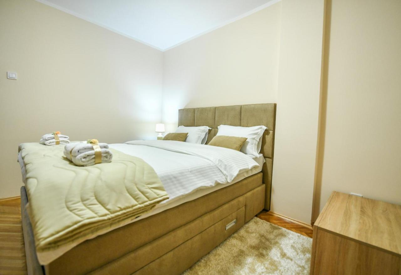 Apartman Centar 2 Подгорица Екстериор снимка