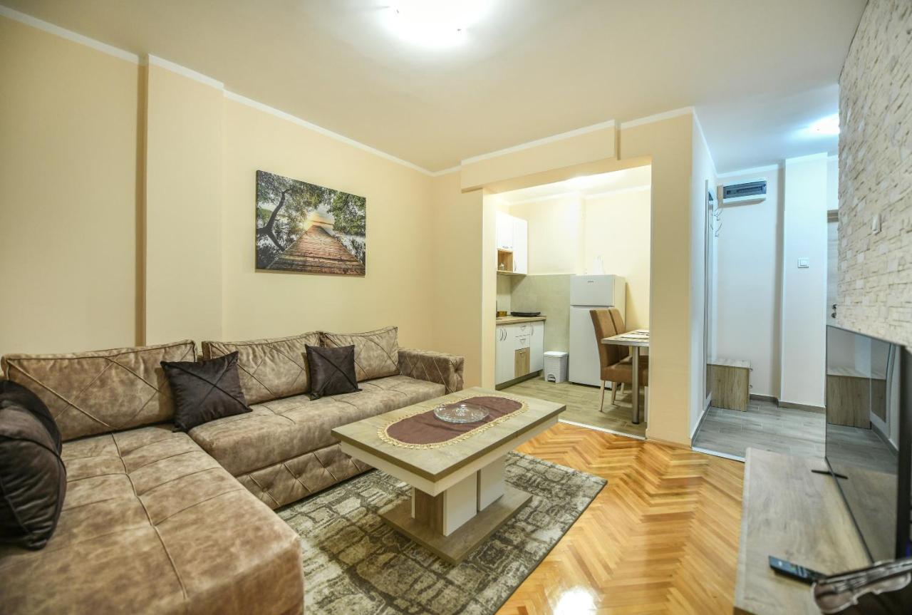 Apartman Centar 2 Подгорица Екстериор снимка